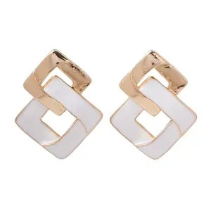 SALTY Anti Tarnish Chic Link Gold Stud Earrings Set for Women | Stylish Fashion Jewellery | Accessories for Girls | Minimal Jewelry | Ideal for Gifting