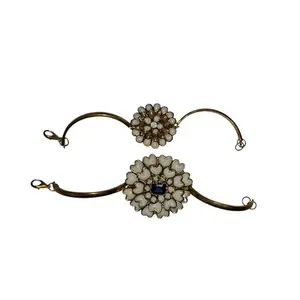 VRCreations Handmade Mom & Baby Bracelet Style Floral Bracelets, White Heart Pattern, Gold-Tone Metal, Set of 2