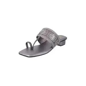Metro Women Embellished Ethnic Kolhapuri Block Heel Slip-on Sandal