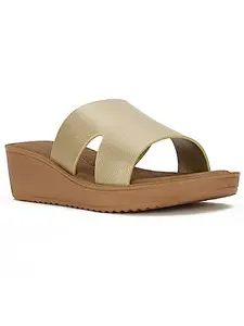 Bata Women's Wedge Heel Sandal - Gold (5 UK) (6718243)