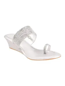 SELFIEE Fashionable Stylish Ethnic Heel Sandal Glamorous and Glitzy Wedges Sandal For Womens And Girls