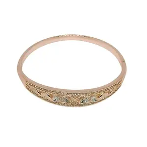 Elegant Rose Gold Plated Arrowhead Bangle Bracelet with Crystal Accents – Adjustable Cuff Design for Women