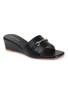 iconics Women Sandal,Black,UK-7