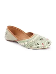 ICONICS Women Shoes,Pista Green,UK-5