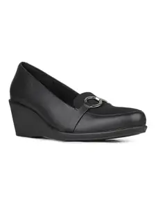 Inc.5 Womens Black Solid Round Toe Wedge Heel Pumps