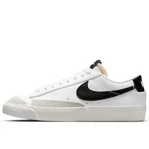 Nike Women's Running W Blazer Low '77_Dc4769-102-5 UK_White/Black-Sail-White, 5 UK (7 Us)