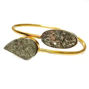 ASTROGHAR Natural Peru Pyrite Raw Rough Golden Plated Crystal Kada Bracelet