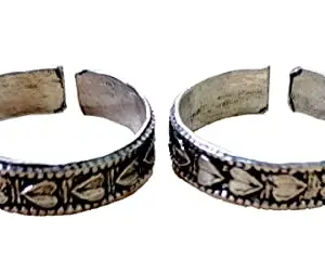 Fuschianet Accessories 1 Pair Toe Rings/Metti/Minji/Mettelu/Kaalungura Ethnic Jewelry for Women and Girls (Silver Hearts Band Toe Rings)