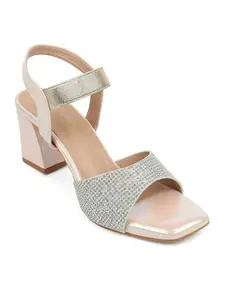 Iconics Women Sandal, Gold,UK-5