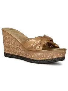 Bata Women's Luisa Mule Slippers (6718138_GOLD_6 UK)
