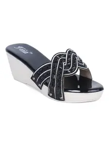 Fiia Casual Sandals for Women | Comfortable & Trendy Sandals for Womens (N-FAR105608)