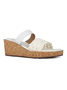 Inc.5 Womens White Embellished Round Toe Wedge Heel Sandals