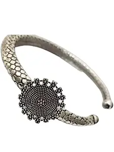 THE PRECIOUS CAT Classic German Silver Oxidised Antique Design Traditional Kada Anklet for Women and Girls…