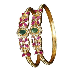 ORNA FASHION Brass Cubic Zirconia, Diamond Gold-plated Bangle Set (2.6)