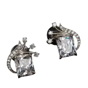 Sheetal Kart American Diamond Stud Earring