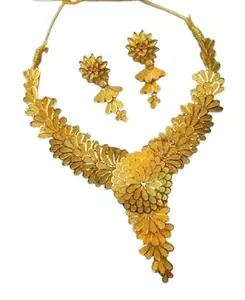 ANU'S COLLECTION GOLD PLATED NECKALCE WITGH EARRING SET