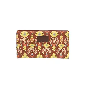 Caprese womens IKAT W Medium BROWN III Wallet