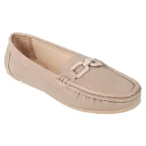 SPICE SOLES Flate Women's Comfortable Fashion Sandals for Casual, Party and Formal Occasions Sandal (White, 7)