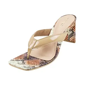 Metro Women's Beige Synthetic Sandals 7-UK 40 (EU) (40-2437)