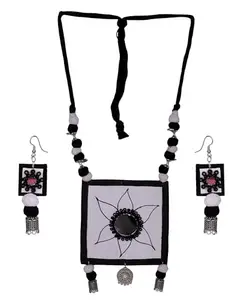 KHOJ.CITY Jewellery Pushpo Modern Multi Color Handmade & Hand Painted Necklaces for Girls & Women (KHJ-AMZ-NP-099)