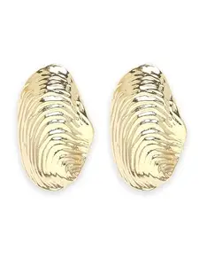 KARATCART Gold Plated Stud Earrings for Women (33038814)