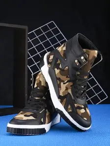 WOAKERS Men's Synthetic Leather Comfortable & Stylish Casual Shoes (White, 10) (WIXC008)