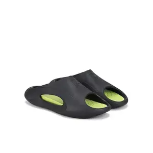United Colors of Benetton Solid Slip-On Spaceship Moulded Sliders