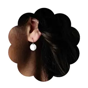 Yheakne Boho Disc Coin Drop Earrings Tiny Circle Dangle Earrings Silver Smooth Coin Hook Earrings Minimalist Geometric Earrings for Women and Girls