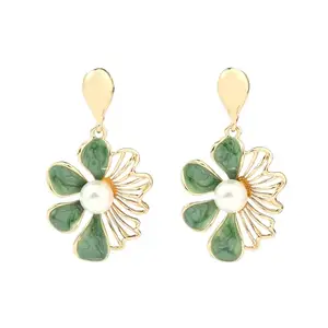 SALTY Exquisite Floral Earrings | Ear Piece | Women's Jewellery | Stylish Accessories | Birthday, Anniversary, Special Occasion Gift for Woman & Girls