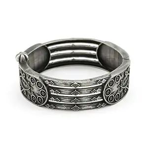 ACCESSHER Silver Plated Tribal Jewellery Inspired Antique Oxidized Statement Bangle with Carved Design and Screw Closure Pack of 1 for Women| Navratri Jewellery |
