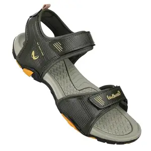 WALKAROO WC4411 Mens Casual and Regular Wear Fashion Sandals - Olive Yellow