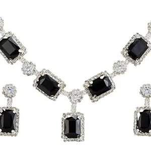 Chic and Sophisticated Necklaces: Handcrafted Designs That Enhance Your Beauty and Exude Elegance Every Day