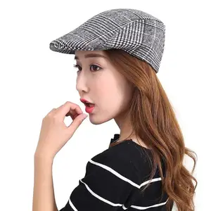 Tricky Shopper™ Unisex French Classic Plaid Forward Hat Retro Short Brim Beret Autumn and Winter Outdoor Fashion Newsboy Hat, Golf Cap Grey Color