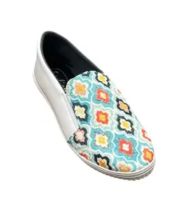 Women Comfortable White Cultural Ethnic and Ambroidery Flat Lafer Shoes (5)
