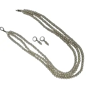 Golden Haze: The Triple-Layered Cream Shell Pearl Necklace