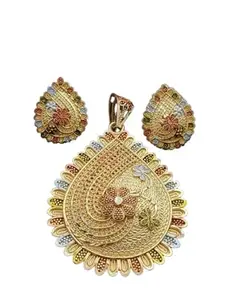 Heart Pendant Necklace – Romantic & Meaningful Jewelry – Perfect for Anniversary & Valentine's Gift