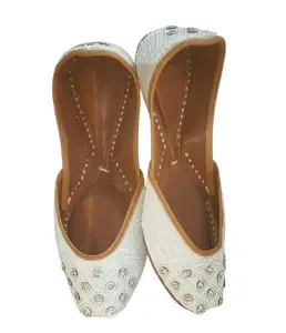 Women's Traditional Mirror Work Jutti, White Beaded Ethnic Flats, (White, UK Footwear Size System, Adult, Women, Numeric, Medium, 5)