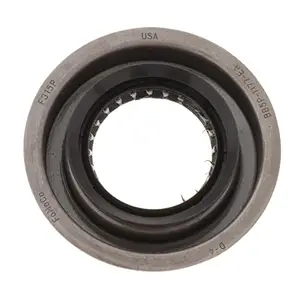 Merishopp Half Front Shaft Oil Seal Plug and Play for Ford 8.5x8.5x1.5cm Front Half