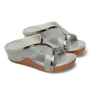 Iconics Women Sandal,Grey,UK-8