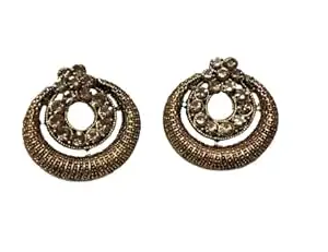 Salvus APP SOLUTIONS Stylish Earrings for Girls and Womens - Elevate Your Fashion with Elegance (Golden_1x1 Inch)