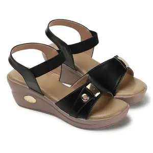 Iconics Women Sandal,Black,UK-7