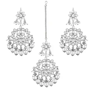 Peora Women Silver Plated Pearl Kundan Studded Earring MaangTikka Jewellery Set