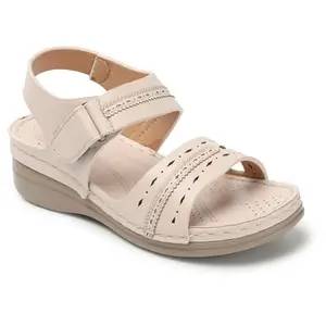 Iconics Women Sandal,Cream,UK-5