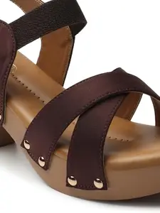 Iconics Women Sandal,Brown,UK-5
