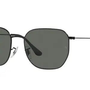 Visit the Ray-Ban Store Ray-Ban Unisex Irregular Sunglasses - 0RB3695I