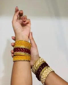 Fashionable Bangles for Women