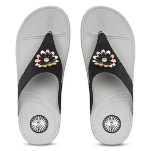 Aqualite Women FF-26 Slipper, Black/Grey, 7 UK/India