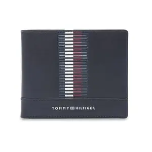 Tommy Hilfiger Men's Leather Wallet Minho - Black | Passcase Wallet with RFID Protection | 12 Card Slots | Bi-Fold Purse for Men | Ideal for Gifting