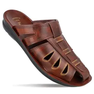 WALKAROO WG5309 Mens Covering Sandals Dailywear and Regular use For Indoor & Outdoor - Brown