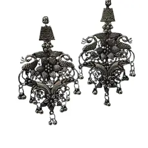 Women’s Phuljhadi Design Earrings – Elegant and Artistic Floral Jewelry with a Touch of Traditional Charm